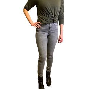 Levi Strauss 721 High Rise Gray Skinny Jeans Size 27